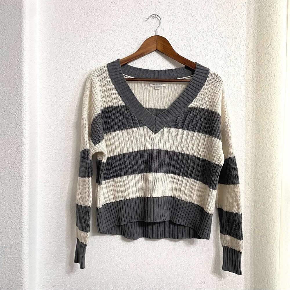 American Eagle Womens Sweater Gray Cream Bold Stripe Deep V Neck Size XS
